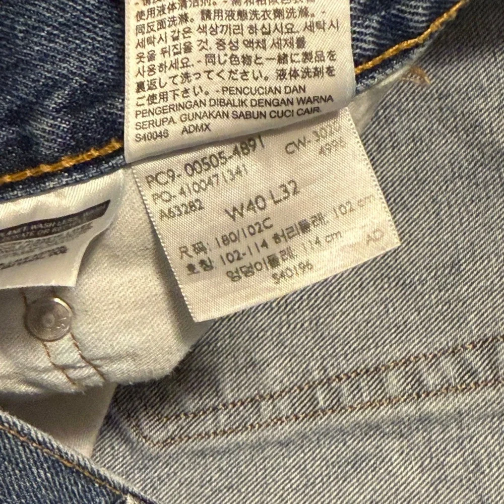 Levi's 505 Regular Fit Jeans Mens 40x32 Blue Medium Wash Straight‎ Leg Denim